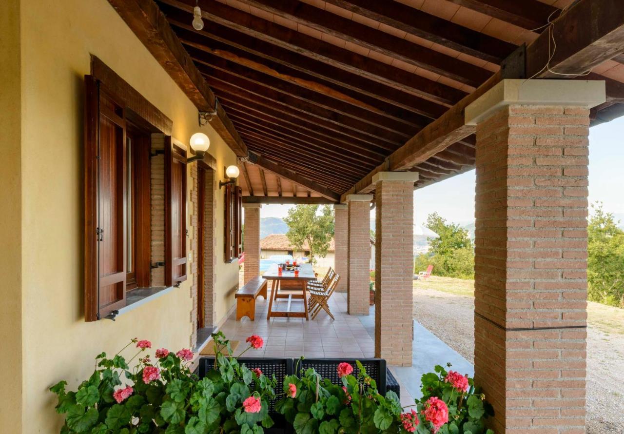 古比奥La Casa Di Claudia别墅 外观 照片